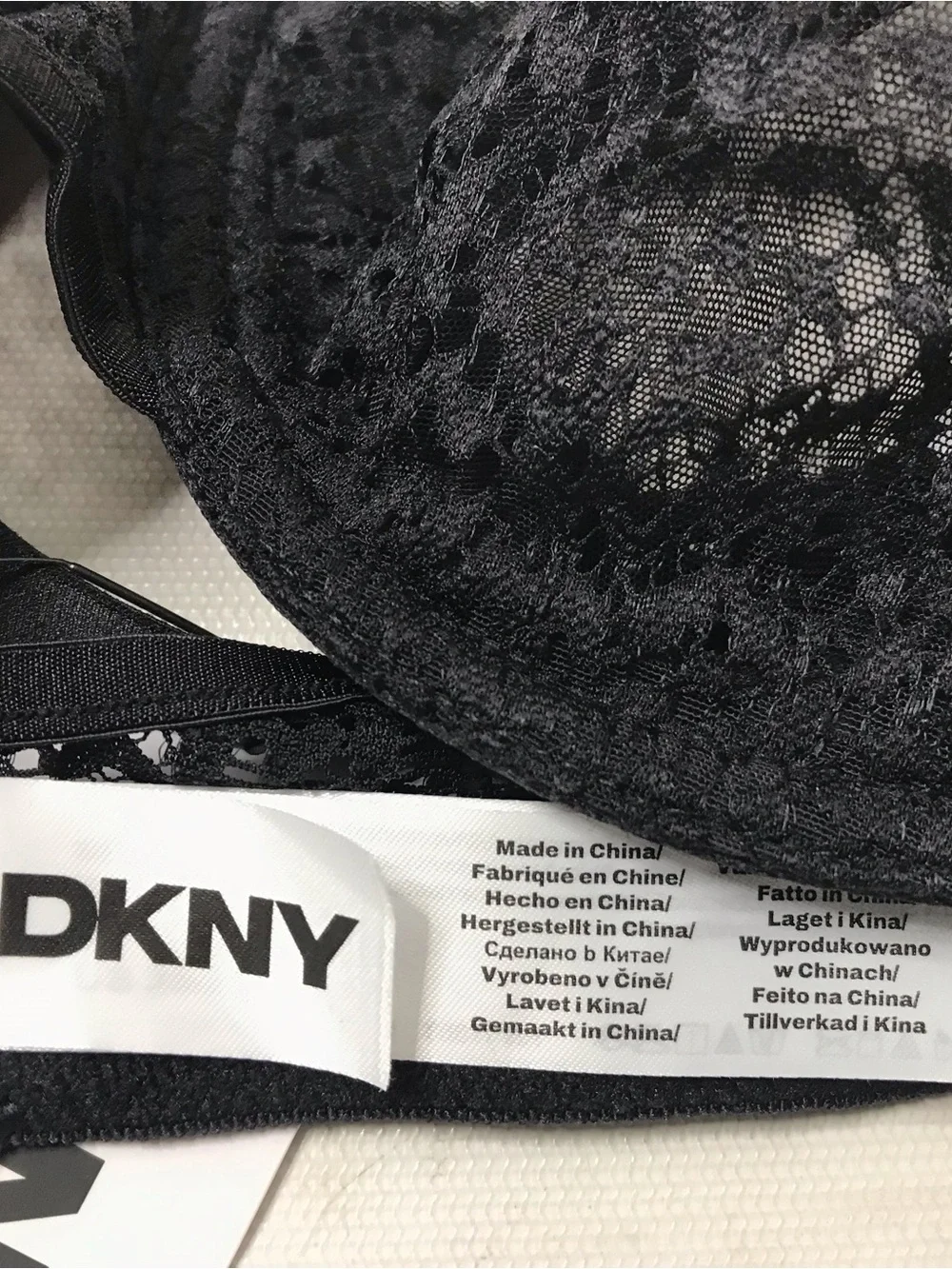Dkny Women's Modern Lace Sheer Unlined Demi Bra Size 36C Black Underwire New